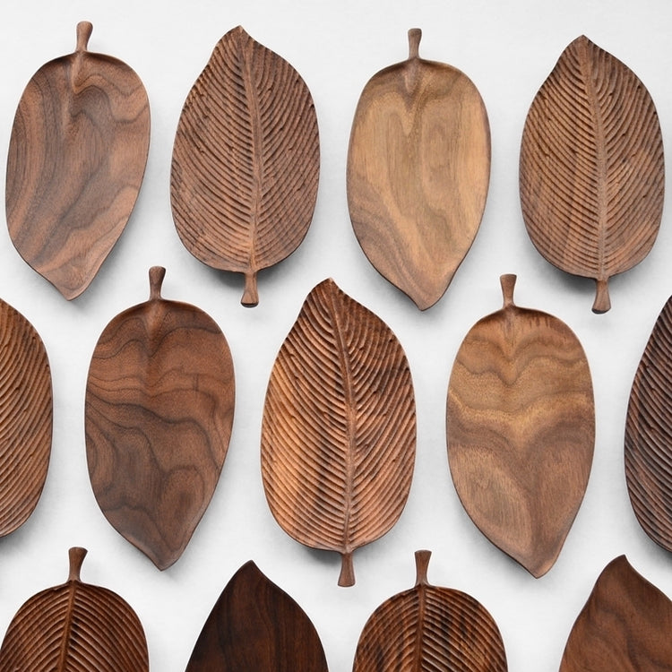 Handmade Musowood Wooden Leaf Tray For Home Decoration